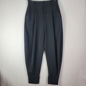 Mo&Co classic high rise carrot leg Women's Black Ankle Pants